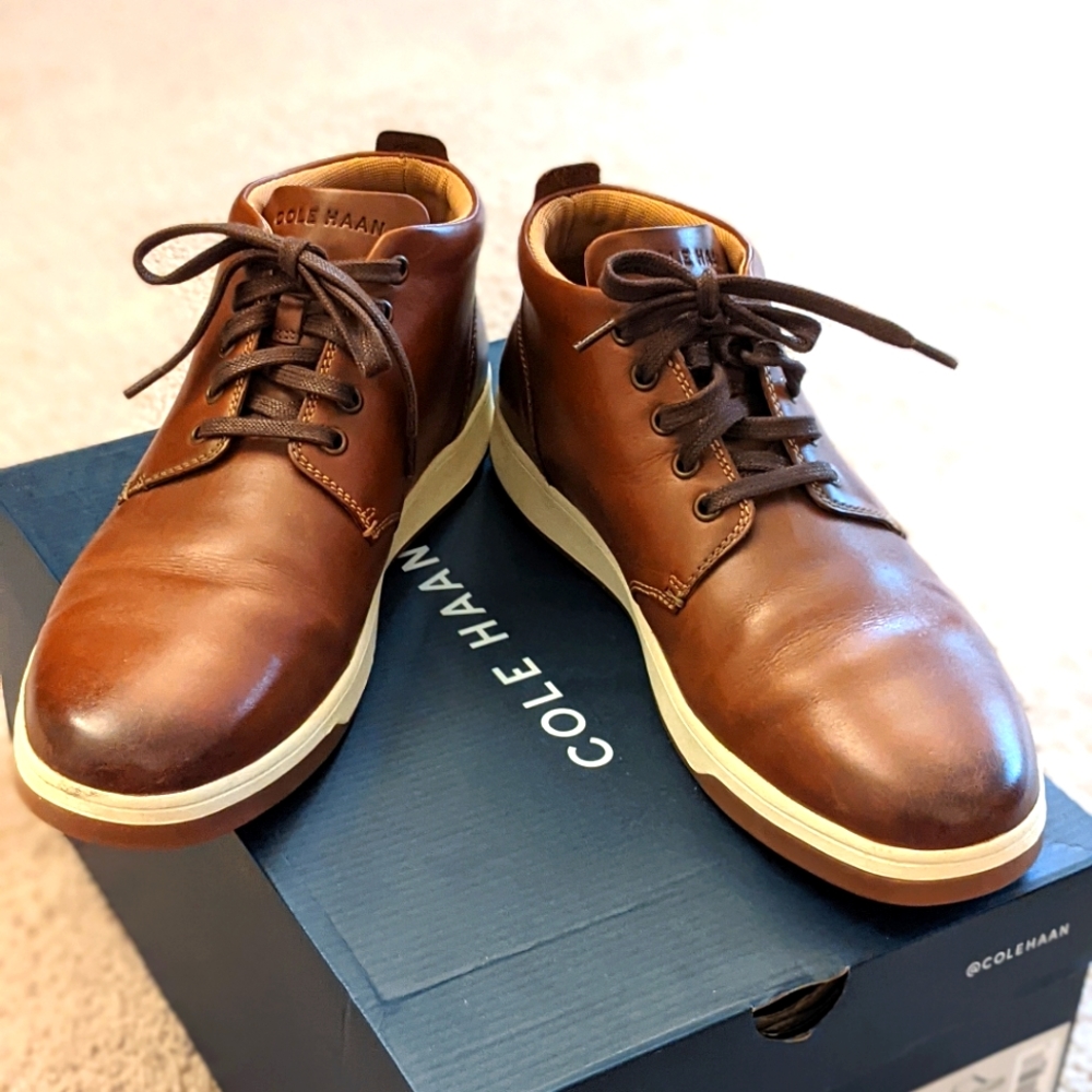 Brown Leather Laced Sneakers